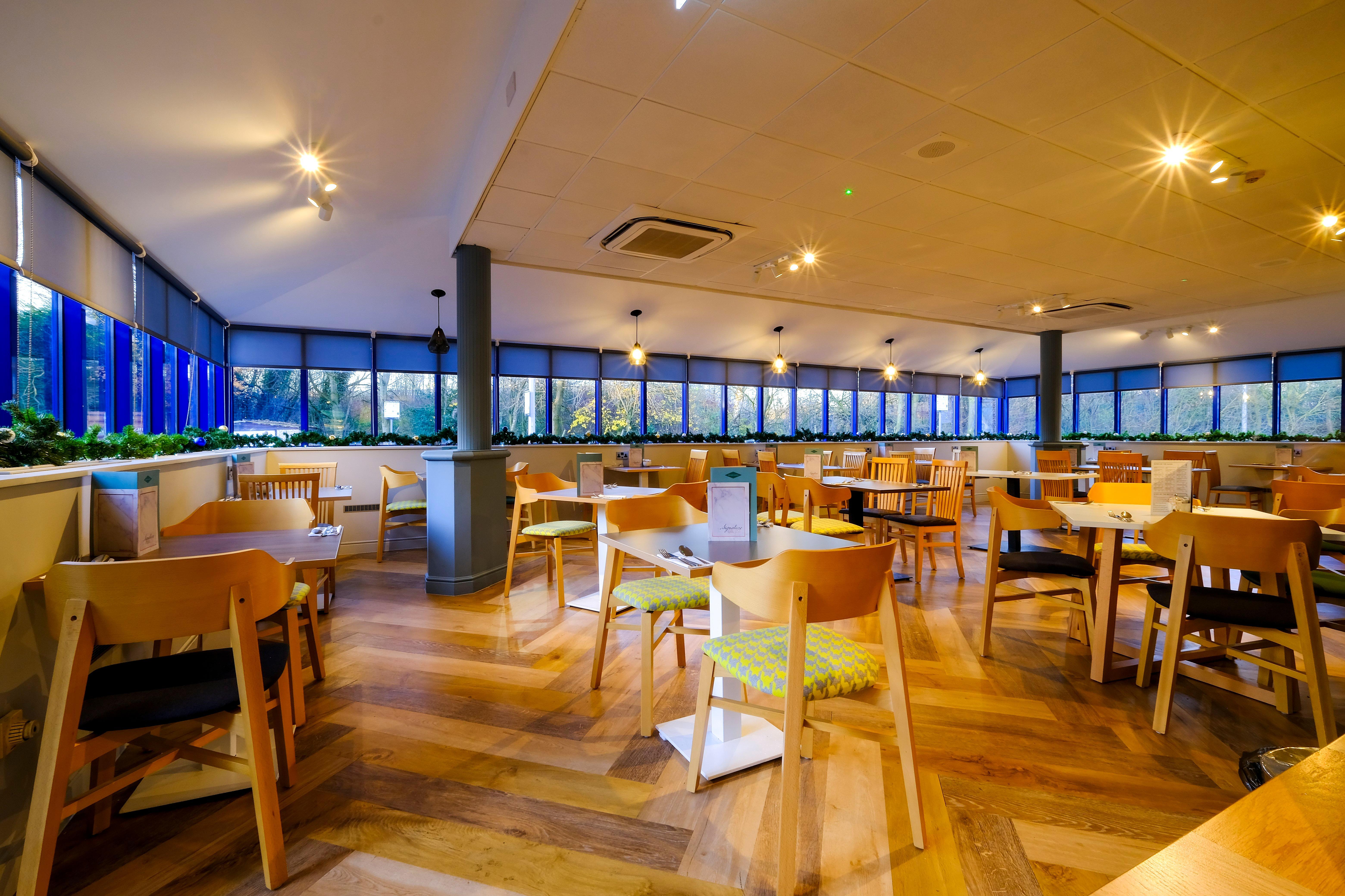 Holiday Inn Warrington By Ihg Dış mekan fotoğraf