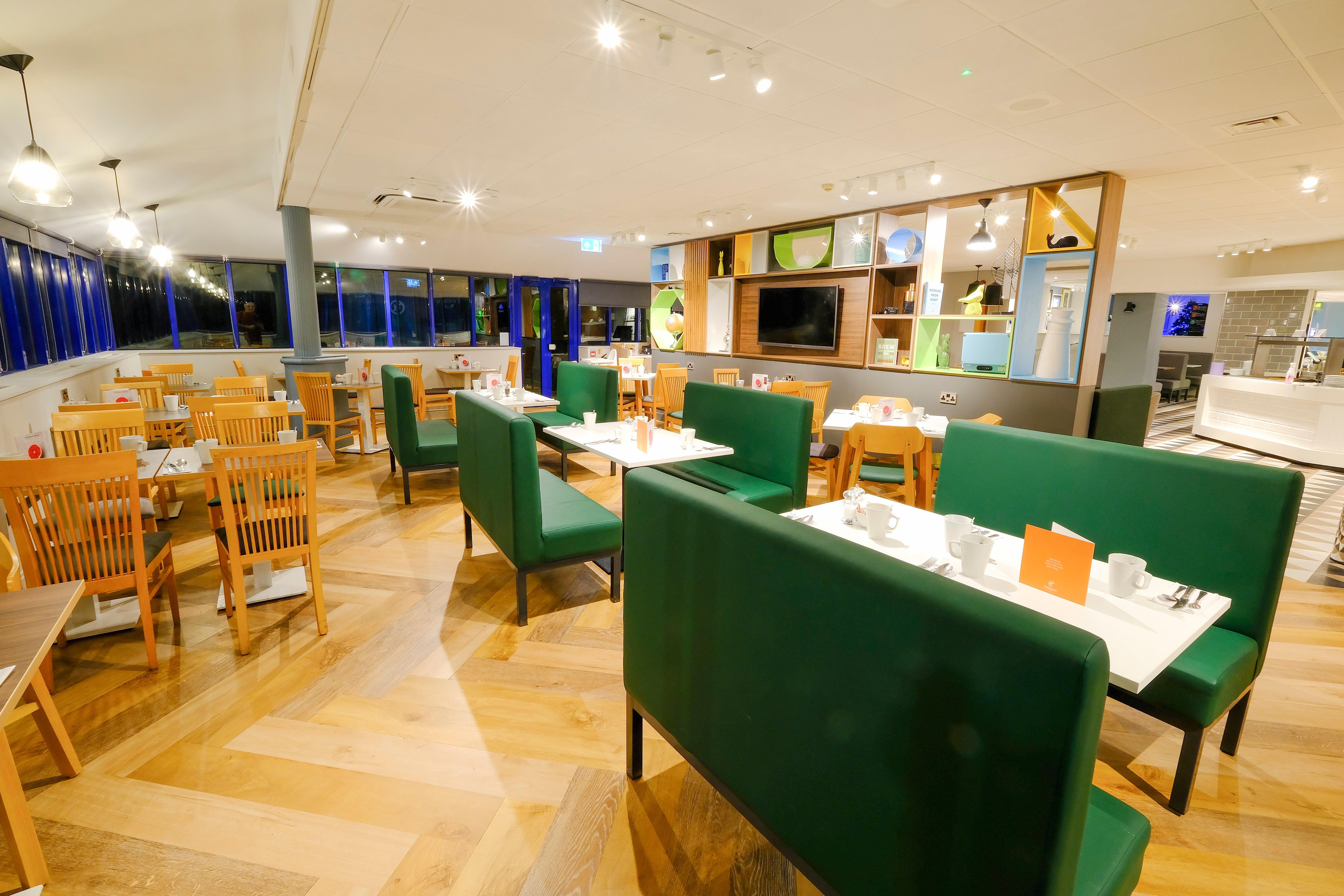 Holiday Inn Warrington By Ihg Dış mekan fotoğraf